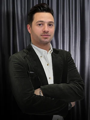 آقای پیمان موسی زاده